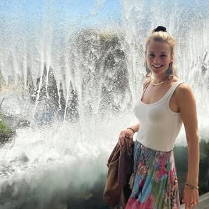 Meet your Posher, Anka